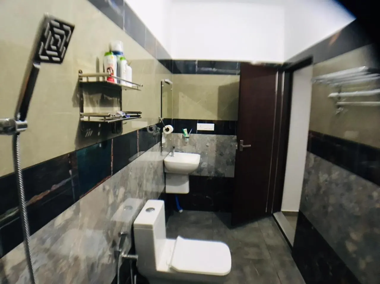 Dolphins Turf Bed and Breakfast Mararikulam 0*,